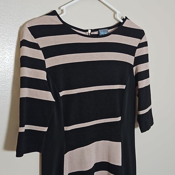Gabby Skye Beige & Black Fit & Flare Dress Sz 8 - Picture 3 of 12